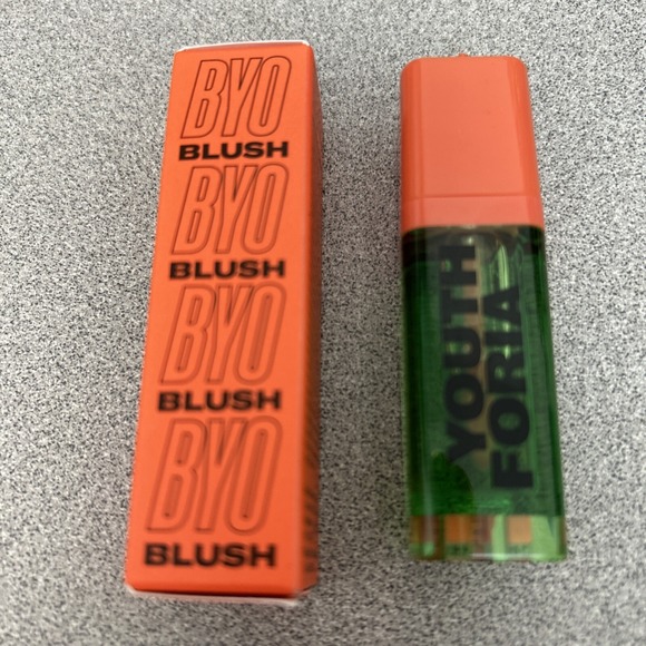 Youthforia BYO Blush Color Changing Blush Oil in CHEMICAL‎ REACTION 0.21 OZ NIB - Picture 3 of 6